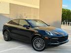 Used 2023 Porsche Cayenne for sale.