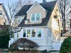 Home For Rent In Forest Hills, New York