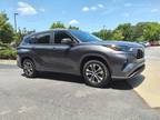 2023 Toyota Highlander Gray, 17K miles