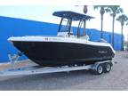 2017 Robalo R222ES