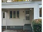 Apt In House, Apartment - Shirley, NY 66 Corbin Ave