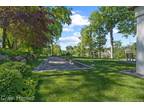 Home For Sale In Bloomfield Township, Michigan