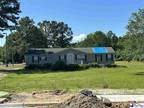 Property For Sale In Effingham, South Carolina