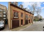 Chenies Mews, London, WC1E 3 bed house for sale - £