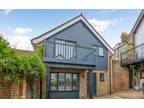 2 bedroom detached house for sale in Brewery Hill, Arundel, BN18