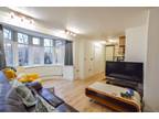 Renters Avenue, NW4 2 bed ground floor flat - £1,850 pcm (£427 pw)