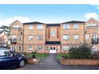 2 bed flat to rent in Bishop Kirk Place, OX2, Oxford