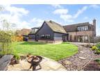5 bedroom detached house for sale in Hoe Lane, Nazeing, Waltham Abbey