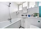 2 bed flat for sale in Knee Hill Crescent, SE2, London