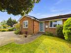 2 bedroom semi-detached bungalow for sale in Langbury Lane, Ferring, Worthing