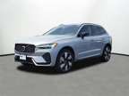 2024 Volvo XC60 Recharge Plug-In Hybrid T8 Plus Dark Theme