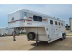 2005 Platinum 3 HORSE WITH MANGERS 3 horses