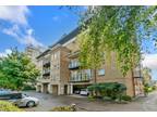 2 bedroom penthouse for sale in Axiom Apartments, Sparkes Close, Bromley