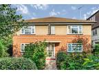 2 bed flat to rent in Park Road, KT2, Kingston Upon Thames