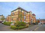 2 bed flat to rent in Keeble Way, CM7, Braintree