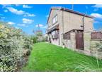 Swincliffe Crescent, Gomersal, Cleckheaton, BD19 3 bed detached house for sale -