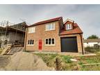 4 bedroom detached house for sale in Barnside, Hibaldstow, DN20