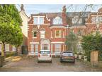 3 bed flat to rent in Frognal Lane, NW3, London