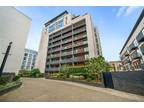 1 bedroom flat for sale in City Walk, London, SE1