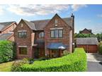 5 bedroom detached house for sale in Yew Tree Court, Norton Road, Broomhall