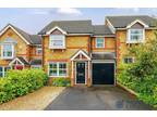 3 bedroom terraced house for sale in Redwing Road, Gabriel Park, RG22