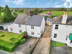 3 bedroom semi-detached house for sale in Wested Farm Cottages, Eynsford Road