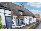 3 bedroom cottage for sale in The Strand, Quainton, Aylesbury, HP22 4AS, HP22