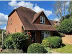 2 bedroom detached house for sale in Penns Court, Horsham Road, Steyning