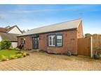 2 bedroom bungalow for sale in Cliff Drive, Radcliffe-on-Trent, Nottingham
