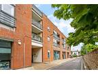 2 bed flat for sale in Belgarum Place, SO23, Winchester