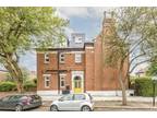 3 bedroom flat for sale in Marlborough Road, Chiswick, W4