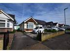 Chadville Gardens, Chadwell Heath, RM6 2 bed bungalow for sale -