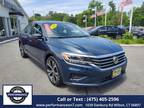 Used 2020 Volkswagen Passat for sale.