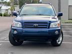 Used 2004 Toyota Highlander for sale.