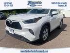 2023 Toyota Highlander White, 8K miles