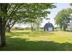 Home For Sale In Wheatfield, New York
