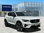 2024 Volvo XC40 B5 Plus Dark Theme