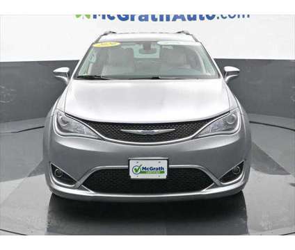 2020 Chrysler Pacifica Limited is a Silver 2020 Chrysler Pacifica Limited Van in Dubuque IA