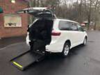 2015 Toyota Sienna Handicap wheelchair rear entry 2015 White Handicap wheelchair