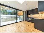 Flat for sale in Halford Road, Richmond, TW10 (Ref 224165)