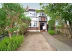 3 bed house for sale in Villiers Avenue, KT5, Surbiton