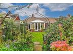 3 bed house for sale in Elmtree Avenue, CM15, Brentwood