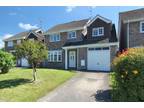4 bedroom detached house for sale in Jubilee Drive, Thornbury, BS35
