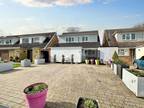 3 bed house for sale in Lisa Close, CM12, Billericay