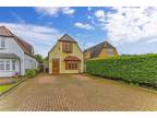 2 bed house for sale in Station Road, CM13, Brentwood