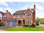 4 bedroom detached house for sale in Ingrebourne Way, Didcot, Oxfordshire, OX11