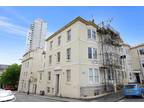 Clarence Square, Brighton 1 bed property to rent - £1,300 pcm (£300 pw)