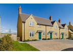 2 bedroom end of terrace house for sale in Wheelers Rise, Poulton, Cirencester