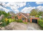 Canterbury Road, Etchinghill, Folkestone, Kent, CT18 6 bed bungalow for sale -