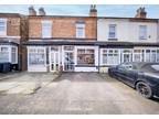 Sheffield Road, Sutton Coldfield, B73 5HW 2 bed terraced house for sale -